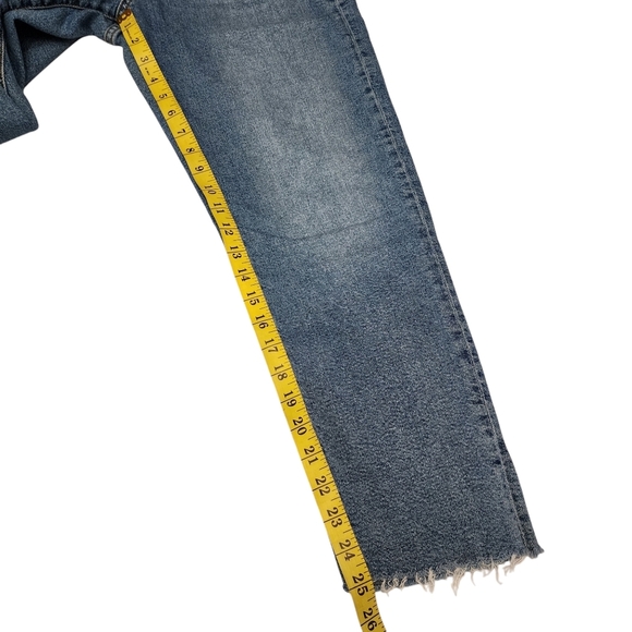 New Look Tori Mom Distressed Crop Jeans - Picture 8 of 10